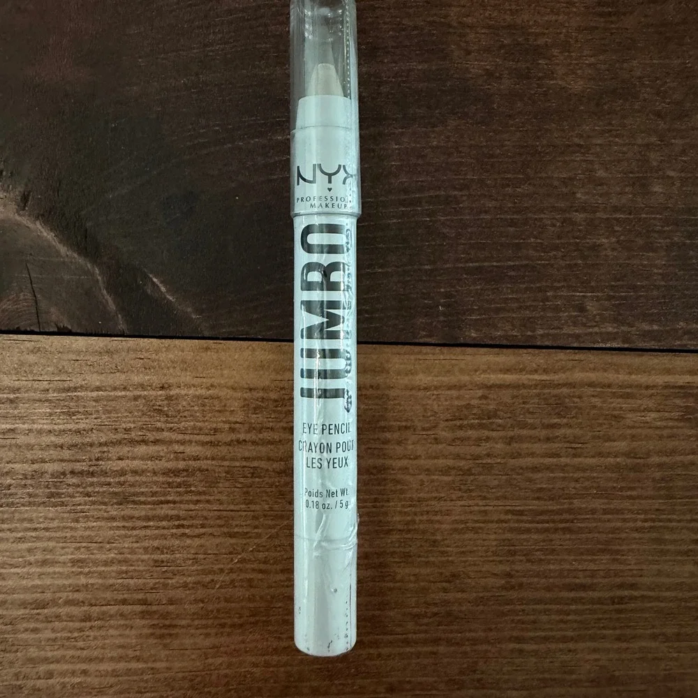 NYX Jumbo‎ Eye Pencil Milk White Eyeliner Eyeshadow Crayon 604 NEW Sealed